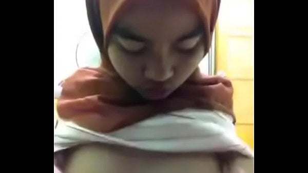 Horny Honey Hot Indonesian Teen Babe In Amateur Homemade Sex