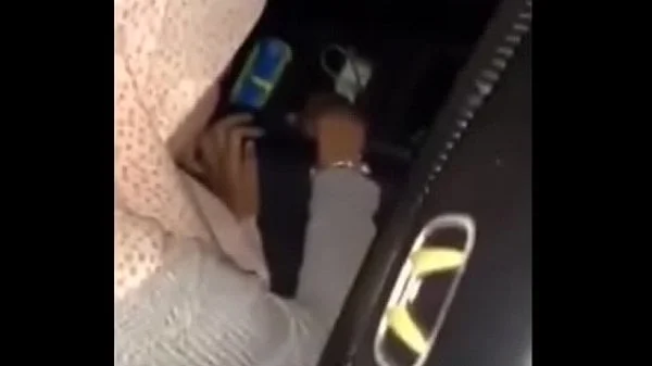 Malaysian Teen Porn: Main Bini Orang Luar Kereta tudung melayu car sex-28870