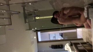 Asian Teen Porn: 湖师大眼镜美眉和包养她干的干爹豪华酒店套房浴室啪啪-48473
