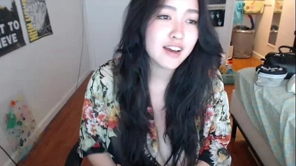 Rare Curvy Asian on cam! – freakygirlscams.com – Free Asian teen pussy