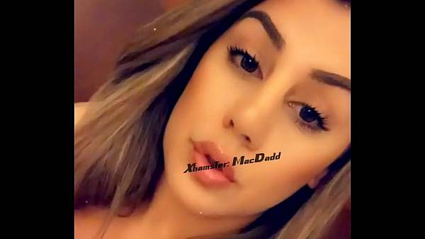 Arab slut showing her big tits – Free Asian porn movies