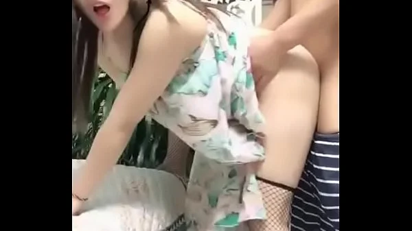 Em gái vừa live vừa chịch – Xem full: BuoiTo.vip – Free Asian teen xxx