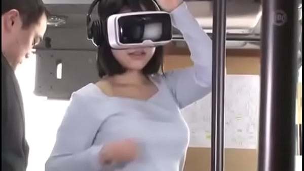 Linda asiática es cogida en el bus con lentes de rv 3 (har-064) – Free young Asian teen porn video