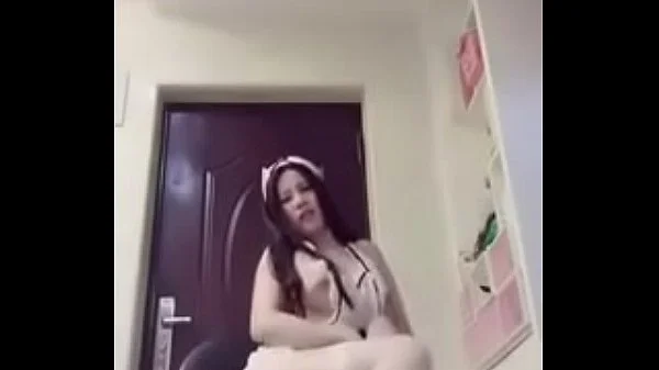 “主人寶寶聽話別打了我是小騷逼”對白淫蕩大屁股網紅美女女僕裝被主人各種調教啪啪啪呻吟聲很刺激 – Free asianteenporn live