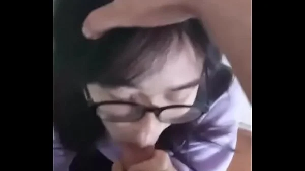 น้องสาวอมเก่ง – Free Asian teen porn xxx video