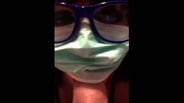 Beurette confinée suce masquée corona virus covid-19 quarantaine – Free Asian viral porn
