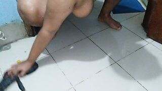 Solo – Indonesian Hot Maid – Free Asian porn movies