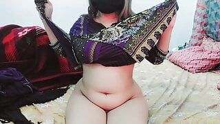 Desi Stepmom And Stepson Roleplay Closeup Clear Hindi Audio – Free hot Asian teen sex video