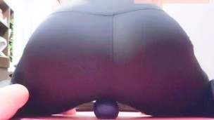 【Big ass】Naughty strength training masturbation while rubbing dumbbells – Free Asian teen pussy