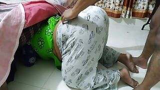 Egyptian sexy stepmom with big ass gets stuck under bed while cleaning room, then neighbor comes & fucks her (huge Cum) – Free Asian viral porn