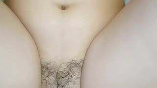 Only takes a bit stimulation to get creamy, slips in and out i need to cum – Free hot Asian teen sex video