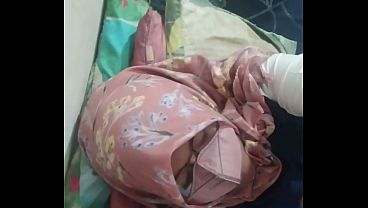 Tante Riani sepong kontol dan menikmatinya – Free Asian teen porn video